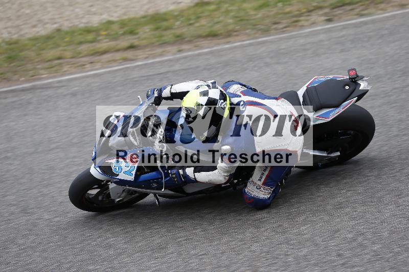 /09 19.04.2026  Caremotion get faster ADR/Gruppe rot/52